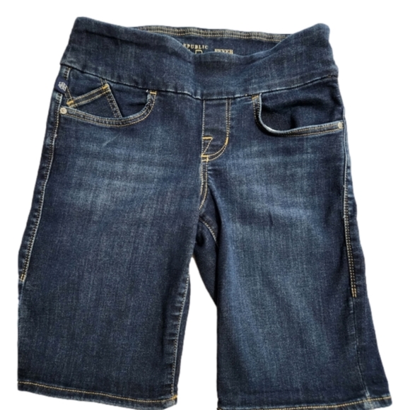 Rock & Republic Pants - ●Rock & Republic Denim Rx Fever Pull On Shorts